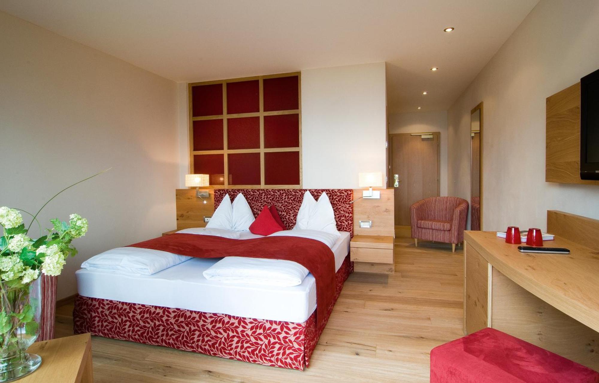 Hotel Kronsbuehel 티롤로 외부 사진
