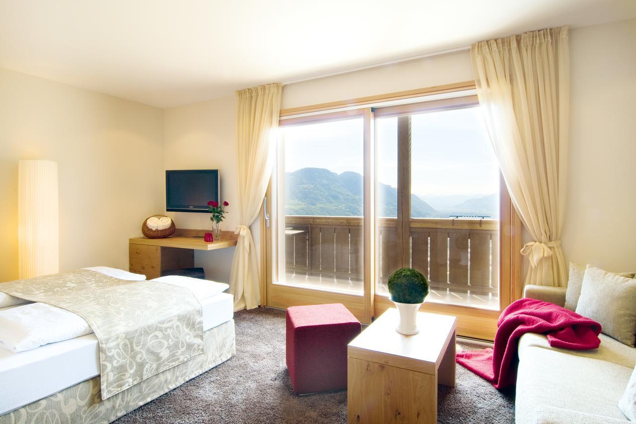 Hotel Kronsbuehel 티롤로 외부 사진